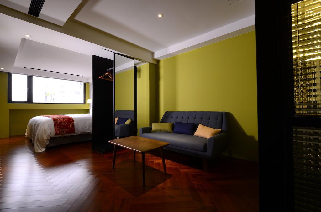 Reddot Hotel Taichung Exterior photo