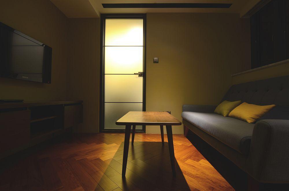 Reddot Hotel Taichung Exterior photo